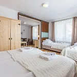Bed and Breakfast Baciarka-widok, Basen, Sauna, Jacuzzi Kościelisko