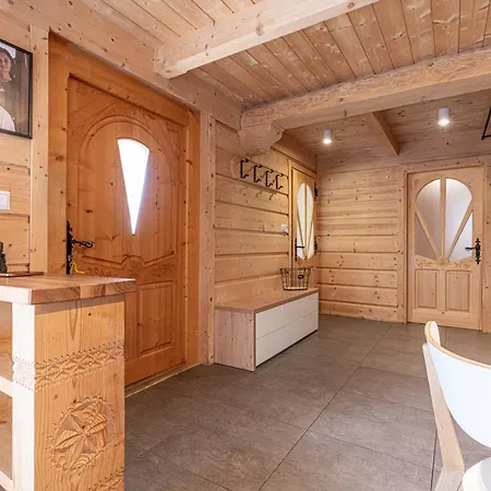 Baciarka-basen, Sauny I Jacuzzi Bed & Breakfast