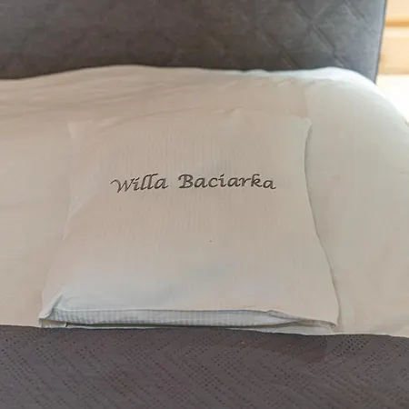 Baciarka-basen, Sauny I Jacuzzi Bed & Breakfast