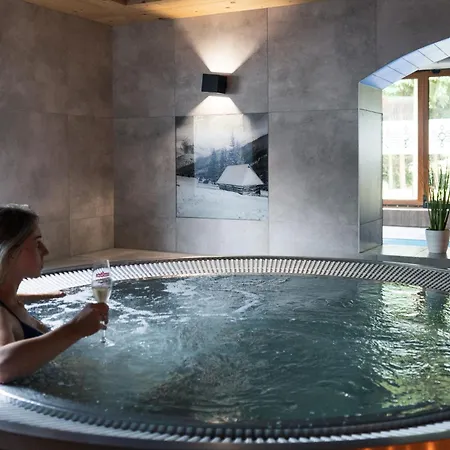 Baciarka-basen, Sauny I Jacuzzi *