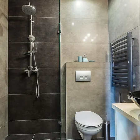 Baciarka-basen, Sauny I Jacuzzi Bed & Breakfast 4*