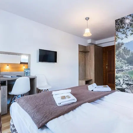 Baciarka-basen, Sauny I Jacuzzi Bed & Breakfast Kościelisko