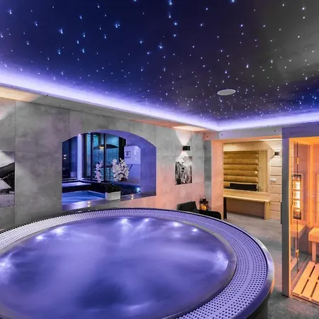 Baciarka-basen, Sauny I Jacuzzi Kościelisko